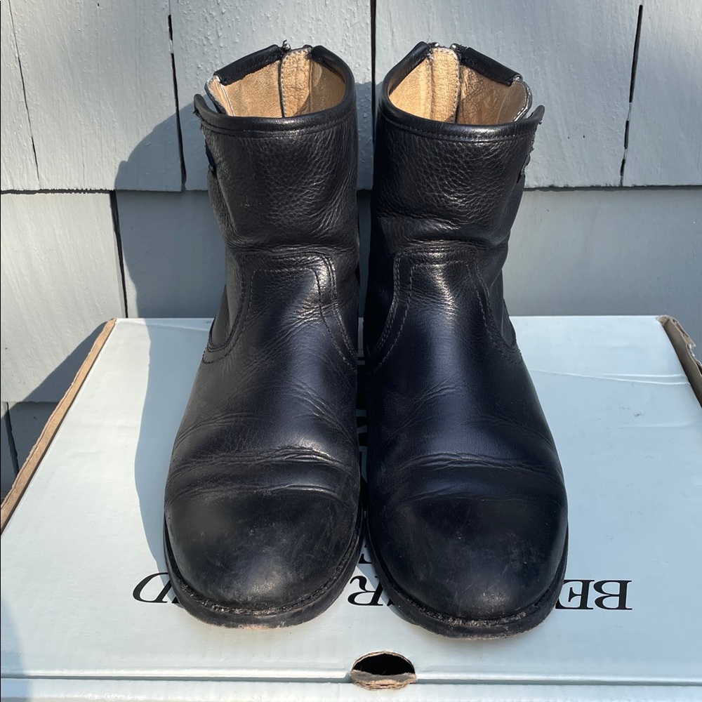 Frye Black Leather Ankle Boots with Buckle Back Zippers  Womens 8.5 B Pippa
